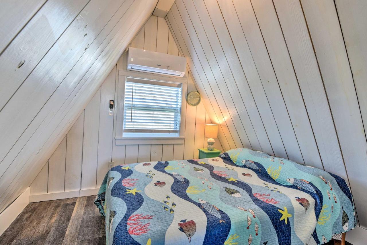 A-Frame Home With Deck - 2 Blocks To Surfside Beach! Zewnętrze zdjęcie